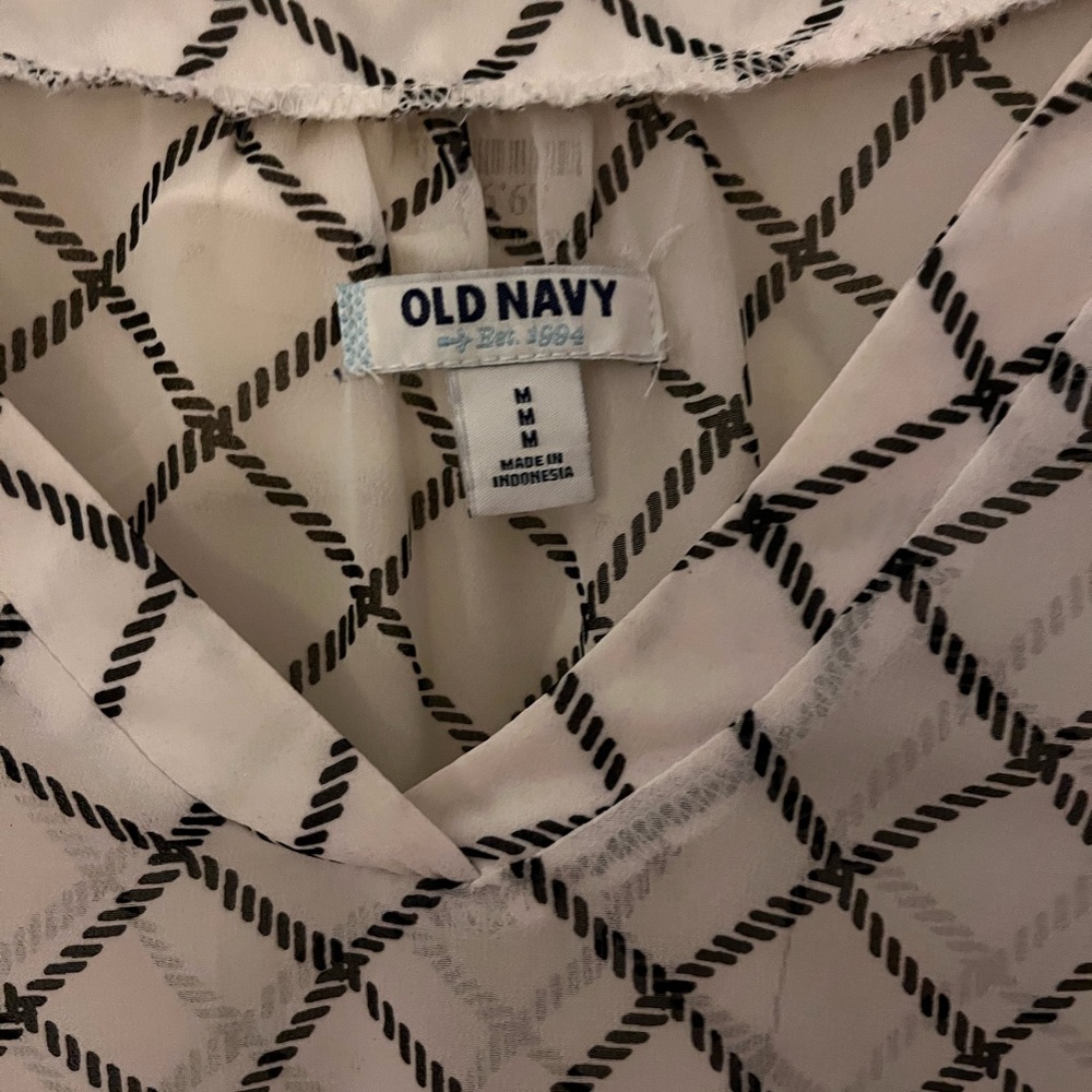 Old navy blouse.  White black window pane strip